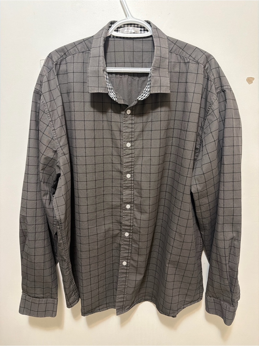 Men's Gray Checked Long-Sleeve Button-Down Shirt